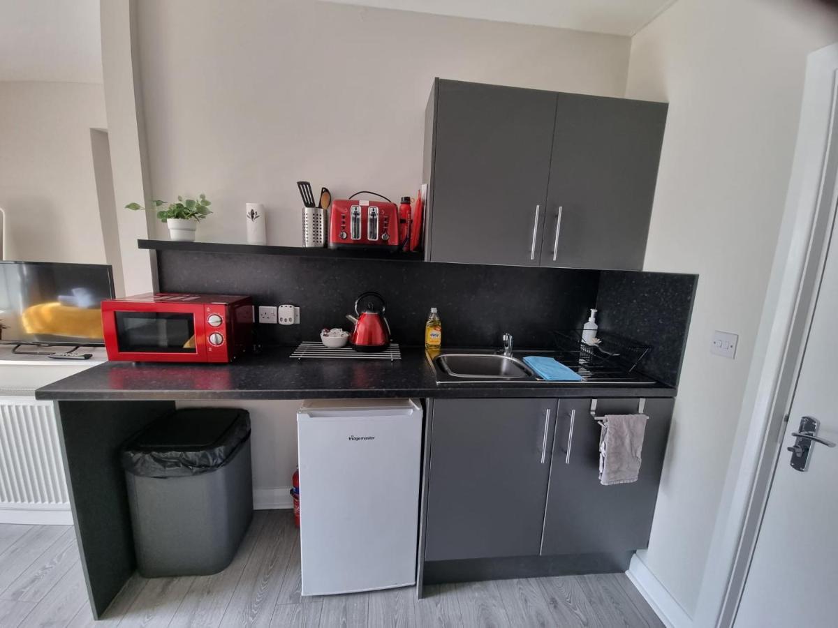 Grey Stone Studio Apartments 할리팩스 외부 사진